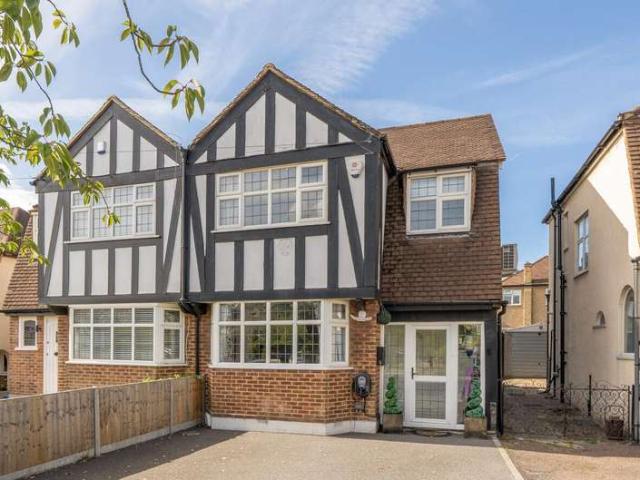 Farm for sale in New Barnet, Greater London