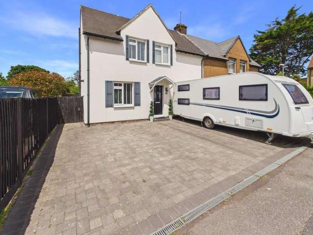 Farm for sale in Fishersgate, West Sussex