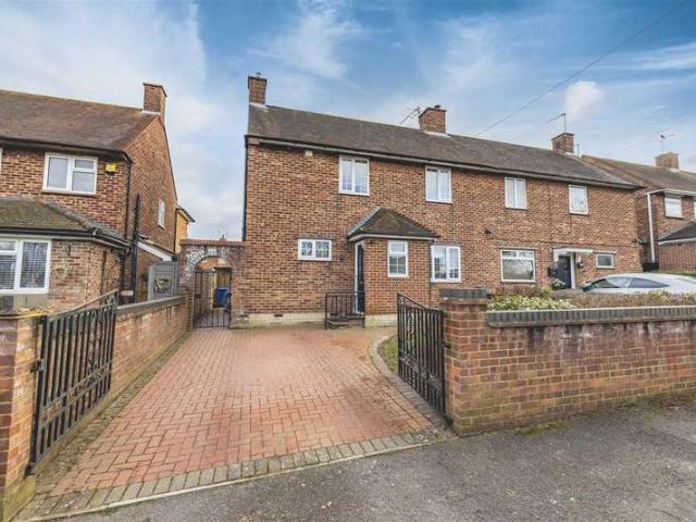 Farm for sale in Clewer Village, Windsor