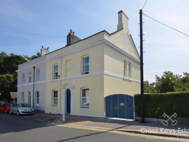 Farm for sale in Mount Wise