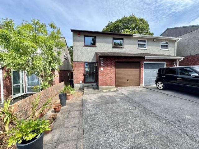 Farm for sale in Mount Wise