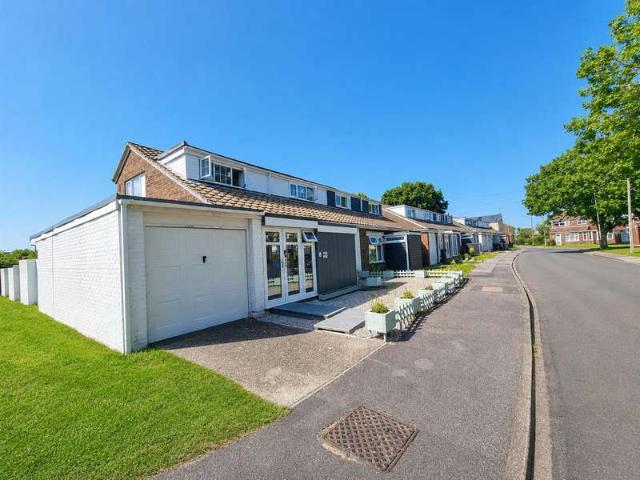 Farm for sale in Rowner, Middlecroft