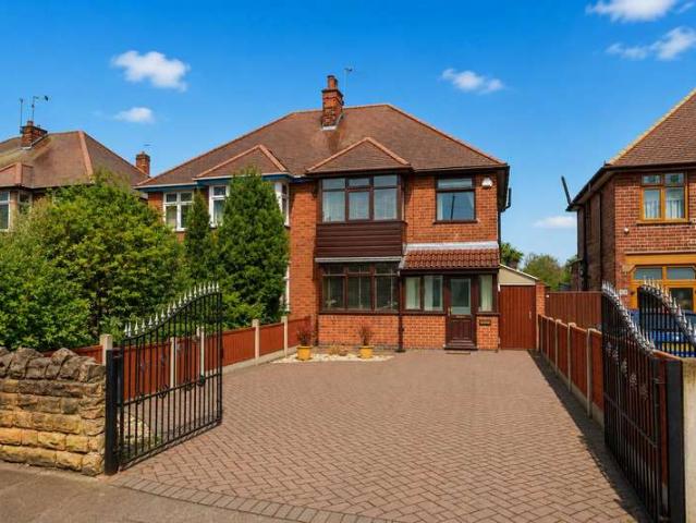 Farm for sale in Attenborough, East Midlands
