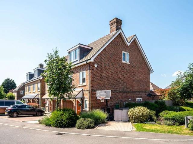 Farm for sale in Pachesham Park, Surrey