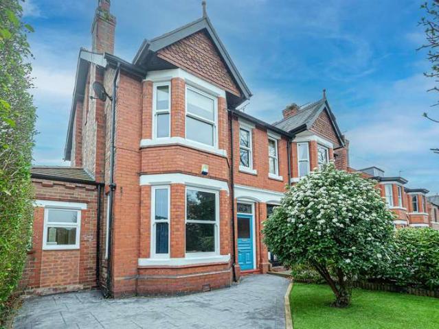 Farm for sale in Walton, Warrington