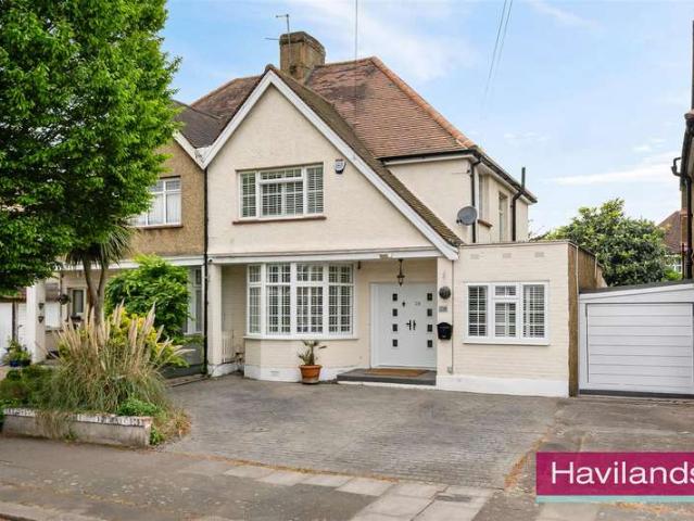 Farm for sale in Edmonton, Greater London