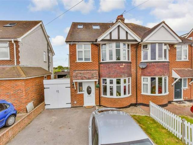 Farm for sale in Oad Street, Kent