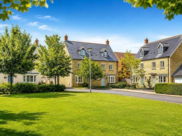 Farm for sale in Port Marine, Portishead