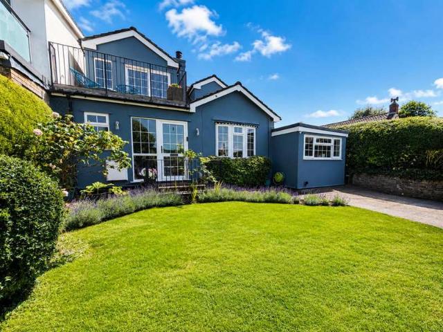 Farm for sale in Redcliffe Bay, Portishead