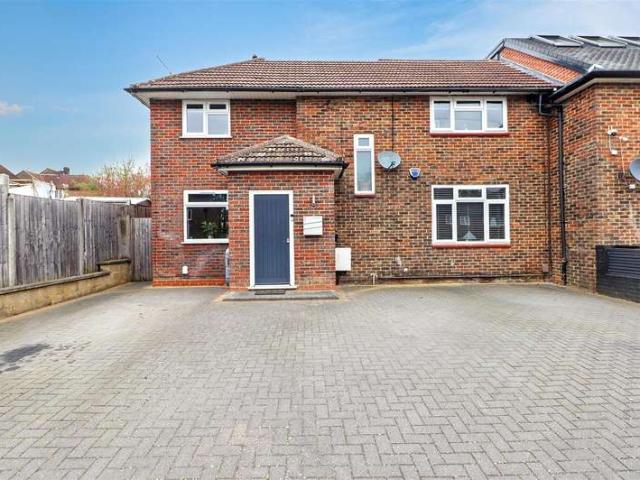 Farm for sale in Borehamwood, Hertsmere