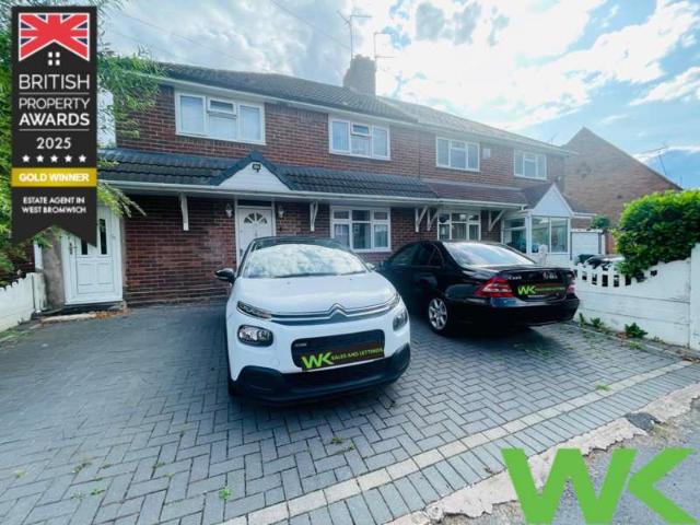 Farm for sale in Stone Cross, Wednesbury