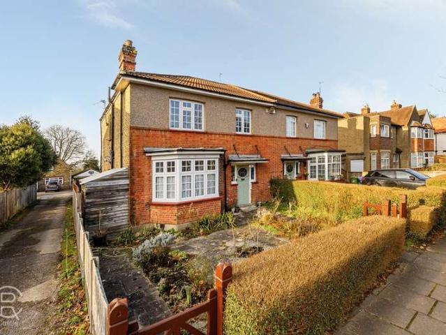Farm for sale in London Borough of Ealing, Hanwell