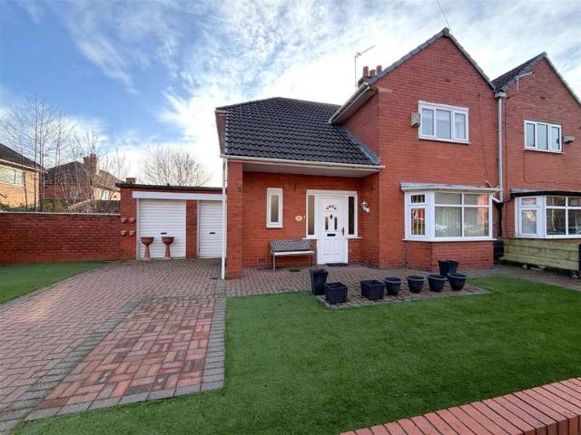 Farm for sale in Daisy Hill, Lee Bank