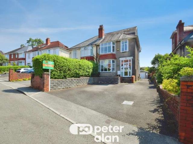 Farm for sale in Tycoch, Nangreaves