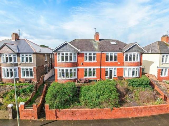 Farm for sale in Falcon Lodge, Wales