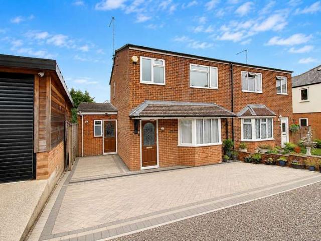 Farm for sale in Hall Park, Pouchen End