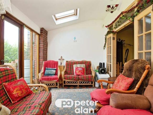 Farm for sale in Falcon Lodge, Wales