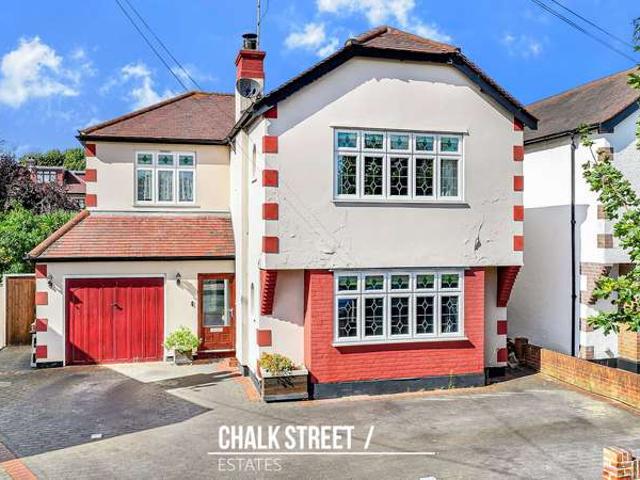 Farm for sale in London Borough of Havering, Greater London