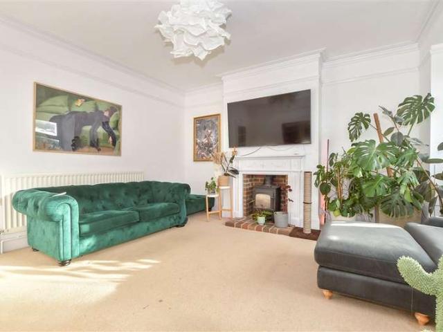 Farm for sale in Hythe, Folkestone