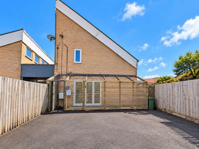 Farm for sale in Hirwaun