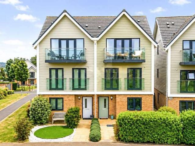 Farm for sale in Brighton & Hove
