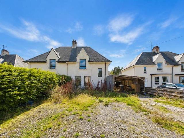 Farm for sale in Skye Of Curr, Scotland
