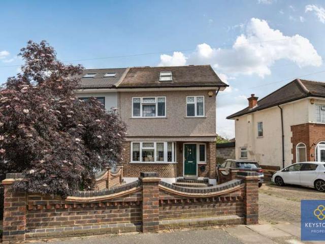 Farm for sale in London Borough of Havering, Greater London