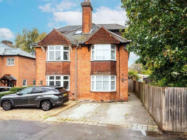 Farm for sale in Woking, Surrey