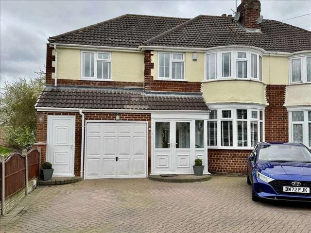 Farm for sale in Wood End, Park Village