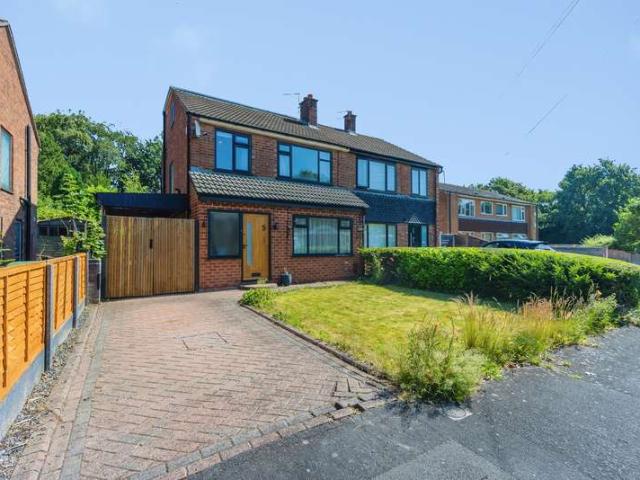 Farm for sale in Sale Moor, Trafford Park