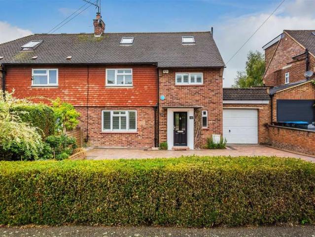 Farm for sale in Oxted, Hillview