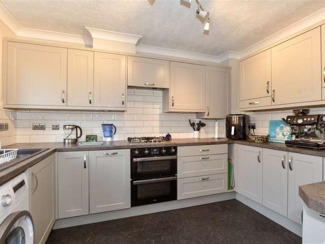 Farm for sale in Fole, Surrey