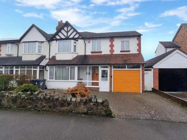 Farm for sale in Billesley, West Midlands