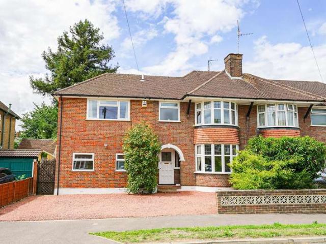 Farm for sale in Southcott, Linslade