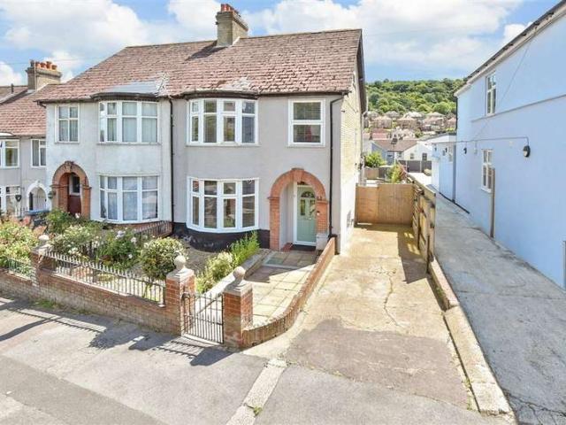 Farm for sale in Ash, Kent