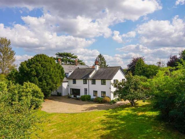 Farm for sale in Pachesham Park, Surrey