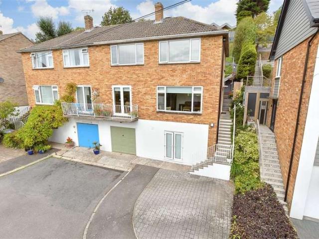 Farm for sale in Seabrook, Folkestone and Hythe