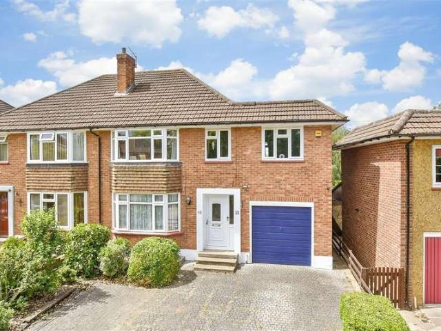 Farm for sale in Pachesham Park, Surrey