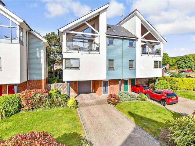 Farm for sale in Hythe, Folkestone