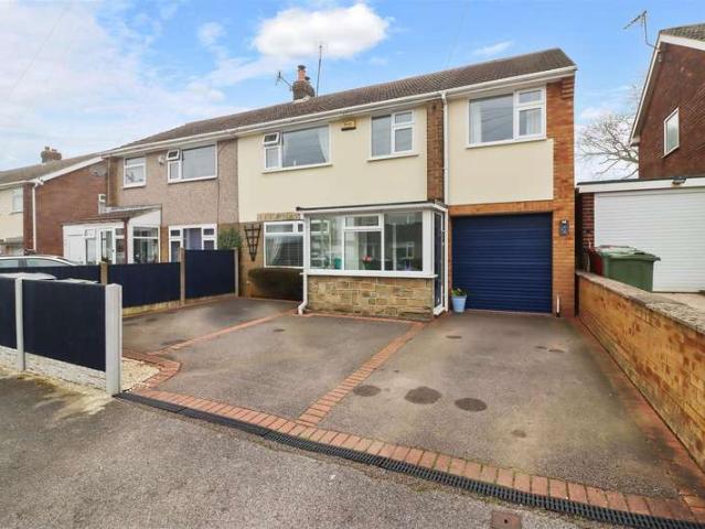 Farm for sale in Rowthorne, Elmton