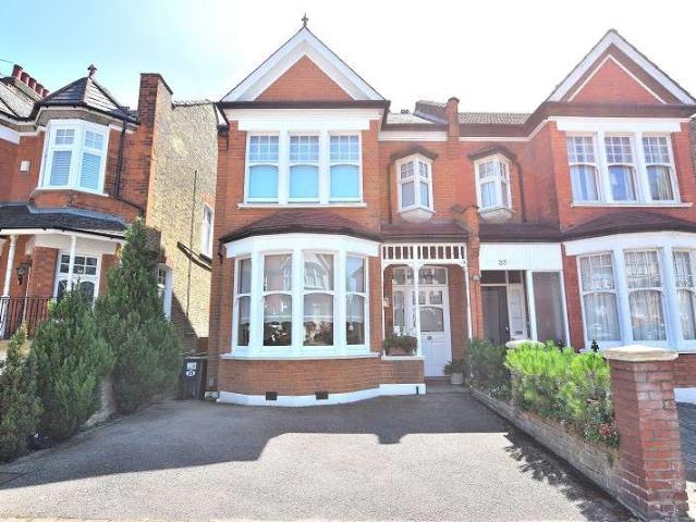 Farm for sale in Palmers Green, Greater London