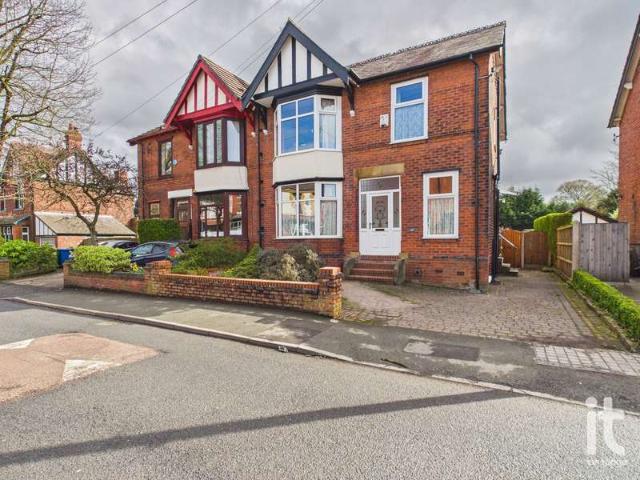 Farm for sale in Woodsmoor, Bramhall