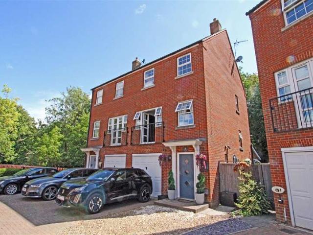 Farm for sale in Panshanger, Fretherne