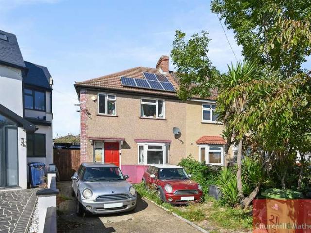 Farm for sale in London Borough of Ealing, Greater London