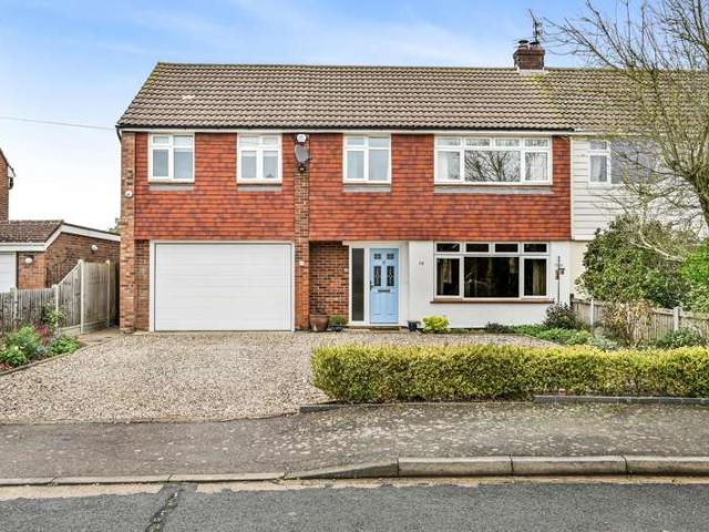 Farm for sale in Felsted, Duton Hill