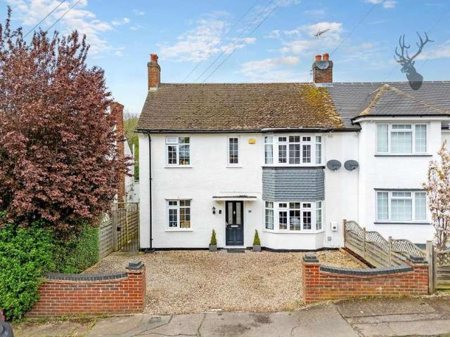 Farm for sale in Debden Green, Epping