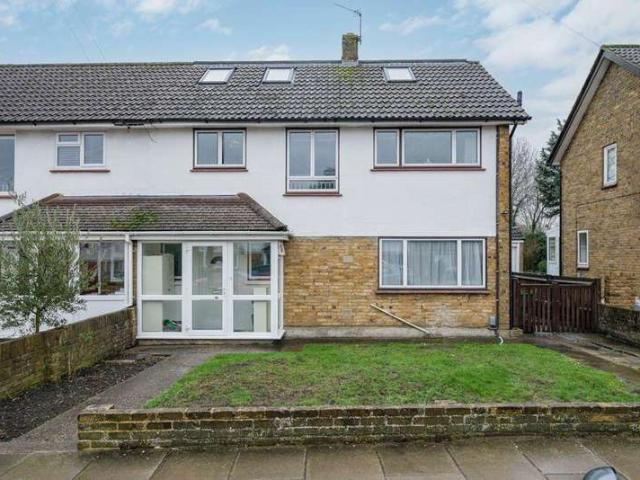 Farm for sale in Hayes, Greater London