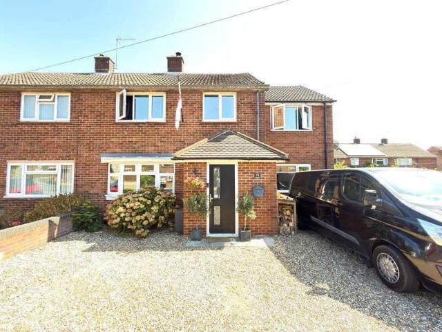 Farm for sale in Caddington, Bedfordshire
