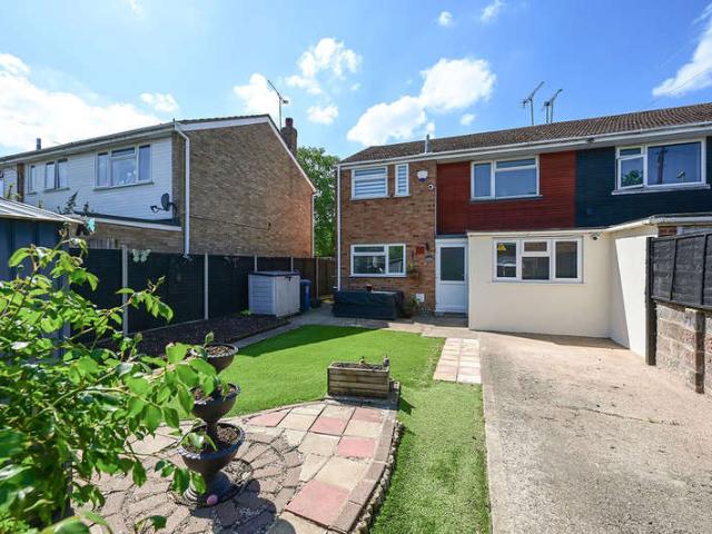 Farm for sale in Frogmore, Hart