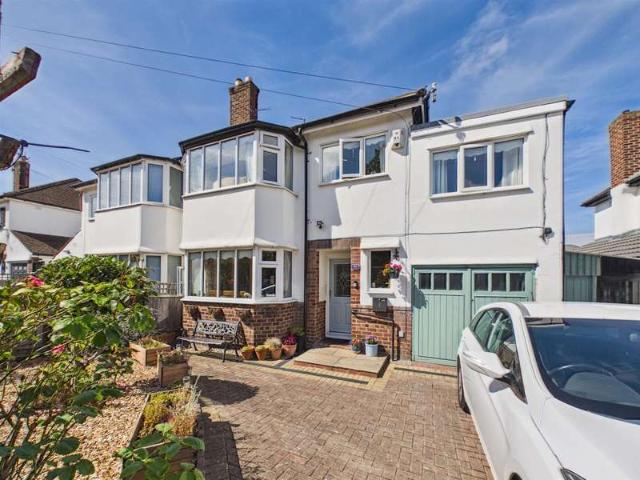 Farm for sale in New Brighton, Liscard